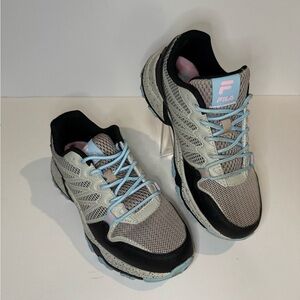 Fila Quadrix Women’s 6 Chunky Trail Sneakers Grey Blue Pink
